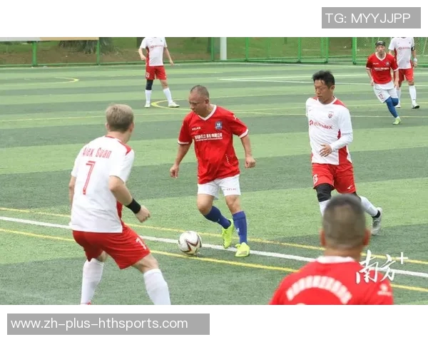 大叔分享足球明星的经典语录与精彩瞬间回顾视频